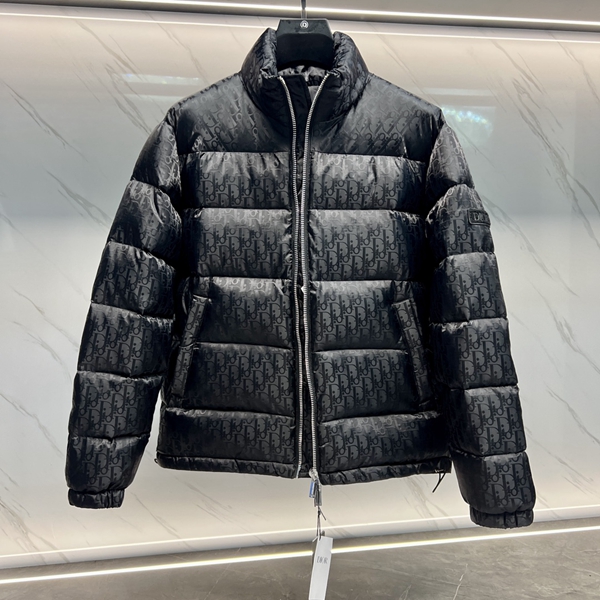 ハイクオリティダウンジャケット側面デザイン